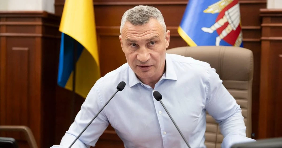 Хронологія рішення Києва щодо руху мостами під час тривог